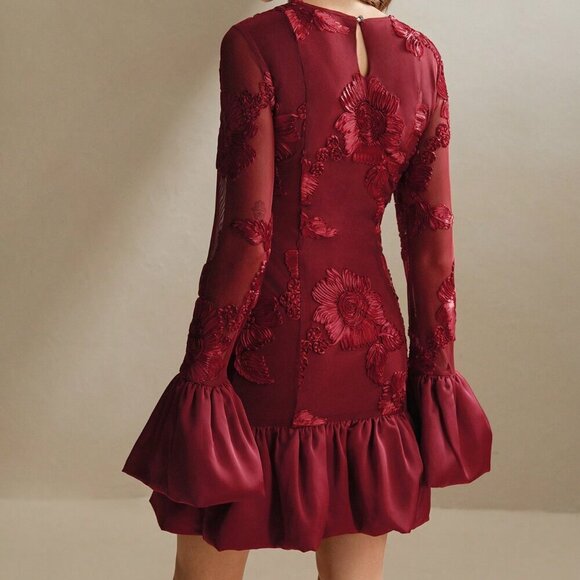 Burgundy Elegant Women's Embroidered Floral Bodycon Dress - Picture 6 of 8